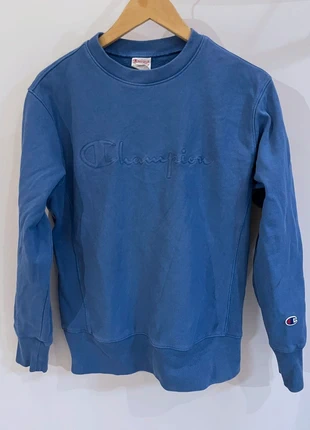 Vintage crewneck blue Champion embossed size M, brand: Champion, condition: Good, size: M, €14.00, €15.40 includes Buyer Protection