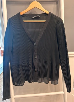 Blusa plisada, brand: Zara, condition: Good, size: XS / 34 / 6, €5.00, €5.95 includes Buyer Protection