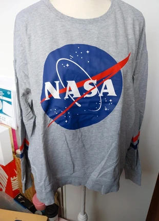 Sweat nasa, brand: H&M, condition: Very good, size: XL / 42 / 14, €6.00, €7.00 includes Buyer Protection