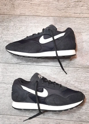 Basket Nike Outburst 37.5, marke: Nike, zustand: Sehr gut, größe: 37.5, 15,00 €, 16,45 € inklusive Vinted-Käuferschutz