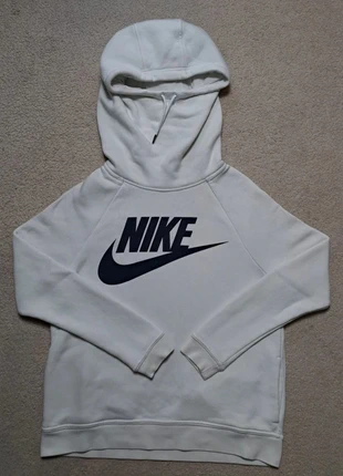 Sweat Nike Blanc S Vintage Retro Old Money Y2k, marque: Nike, état: Très bon état, taille: S / 36 / 8, 25,00 €, 26,95 € Protection acheteurs (Pro) incluse