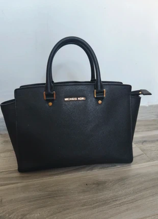 Sac Selma Michael Kors noir, marke: Michael Kors, zustand: Gut, 45,00 €, 47,95 € inklusive Vinted-Käuferschutz