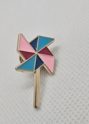Windmill pin, marca: windmill, estado: Novo com etiquetas, €2.95, €3.80 inclui Proteção do Comprador Pro