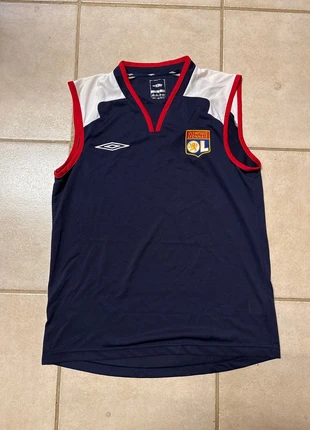 Débardeur Olympique Lyonnais Taille M, marque: Umbro, état: Très bon état, taille: M, 19,00 €, 20,65 € Protection acheteurs incluse