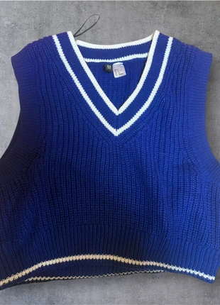 Gilet blu, brand: H&M, condizioni: Ottime, taglia: XS / IT 38 / EU 34, €3.50, €4.38 include la Protezione acquisti