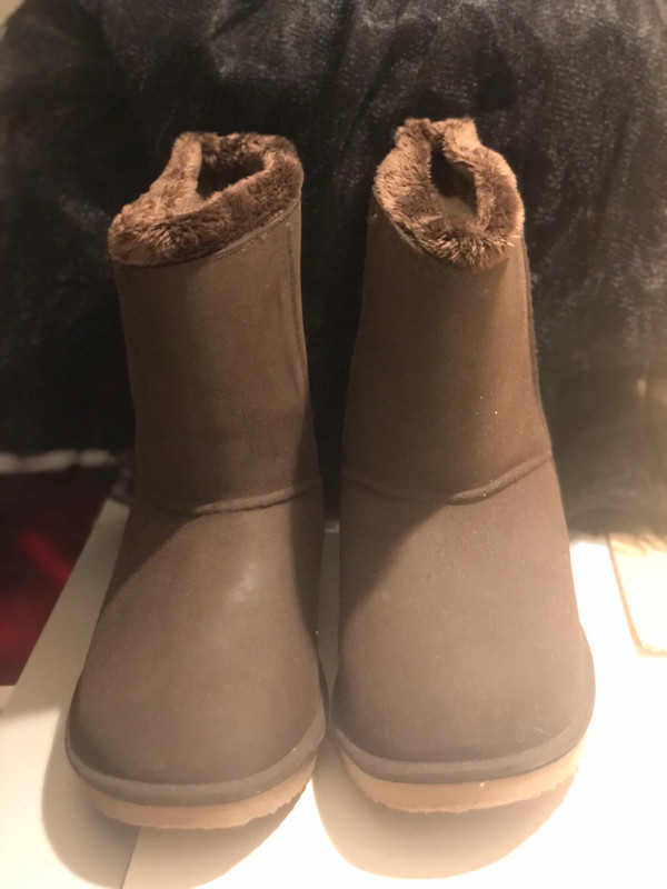 Stivali simil Ugg Vinted