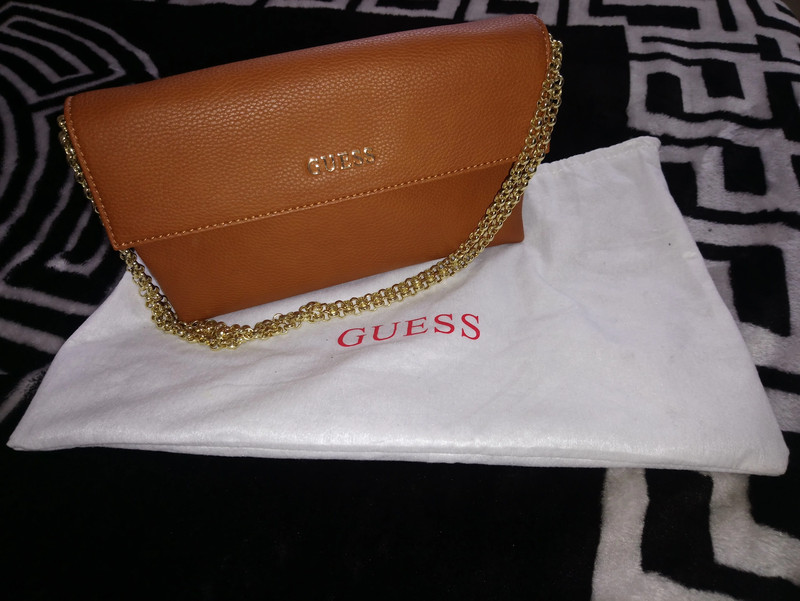 Pochette guess - Vinted