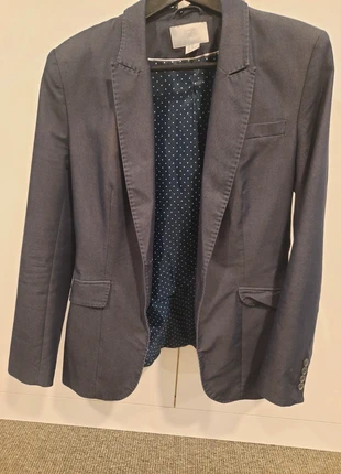 Dunkelblauer Blazer von H&M , marque: H&M, état: Très bon état, taille: L / 40 / 12, 7,00 €, 8,05 € Protection acheteurs incluse