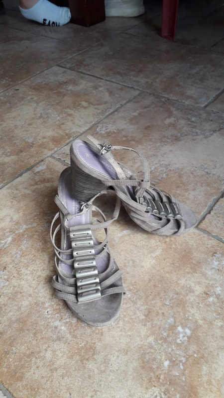 Chaussures tozzi t beige Vinted