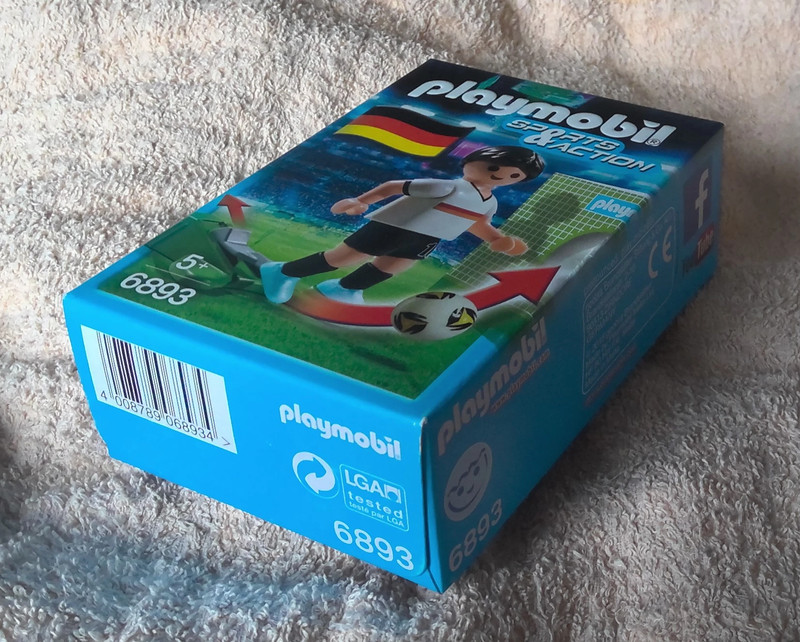 Boîte de Playmobil Sports & Action 6893 : Joueur de foot Allemand - NEUF 3