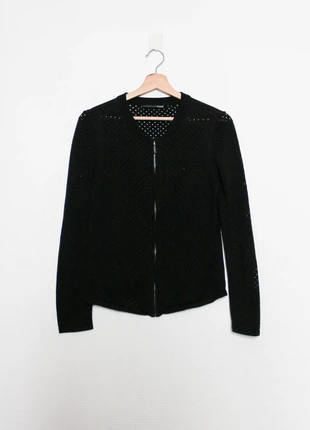 Cardigan with holes | Gilet avec petits trous, marque: Trend, état: Très bon état, taille: S / 36 / 8, 8,00 €, 9,10 € Protection acheteurs (Pro) incluse