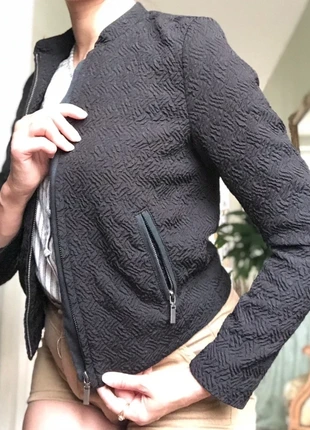 Veste noire texturée, marque: H&M, état: Neuf sans étiquette, taille: XS / 34 / 6, 7,00 €, 8,05 € Protection acheteurs incluse