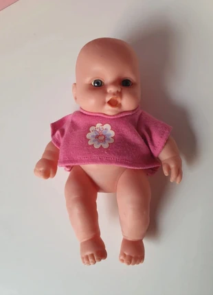 Poupée nouveau-né – Très bon état, zustand: Sehr gut, größe: Einheitsgröße, 1,00 €, 1,75 € inklusive Vinted-Käuferschutz