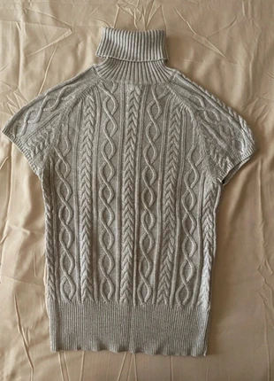 Top cinzento de gola alta de malha da Gap, marca: GAP, estado: Muito bom, tamanho: M / 38 / 10, €6.00, €7.00 inclui Proteção do Comprador