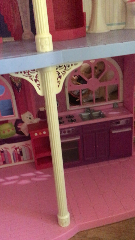 Maison barbie transportable - Vinted