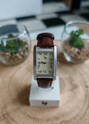 Montre LIP tank 80225 chiffres romains, brand: LIP, condition: Very good, size: Up to 30 mm, €49.90, €53.10 includes Buyer Protection Pro