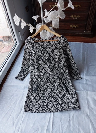 Vestido de invierno, marca: Boutique Italiana, estado: Muy bueno, tamaño: Talla única, 15,00 €, 16,45 € Protección al comprador incluida