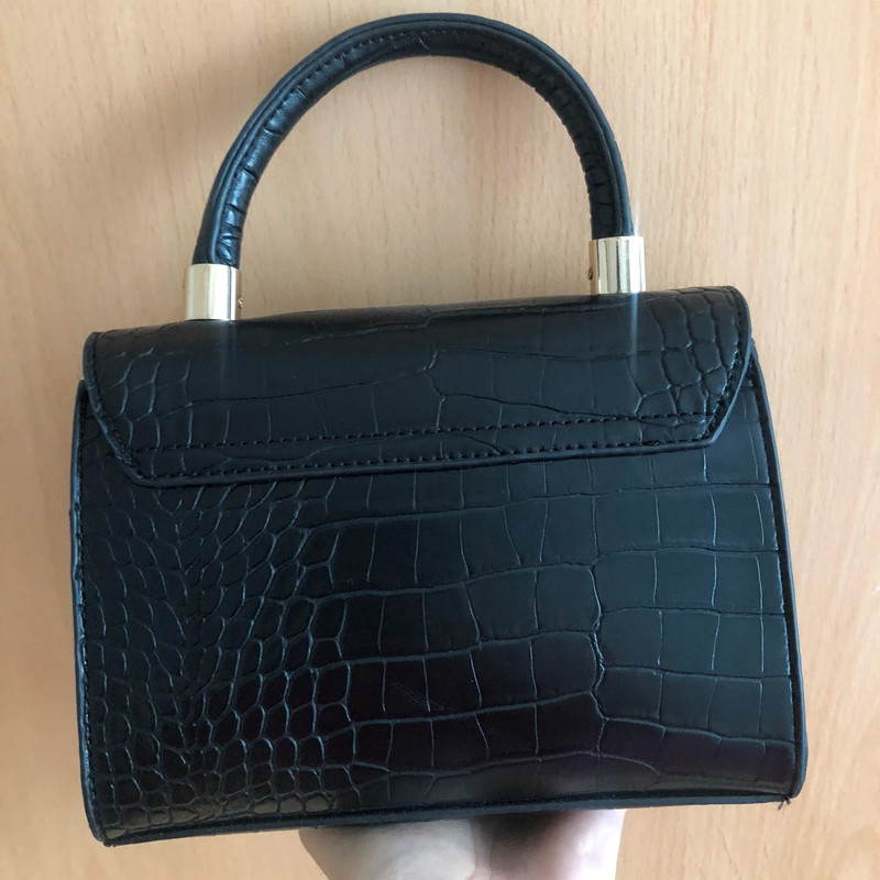 Brand new black primark bag with croc print and gold hardware | Vinted