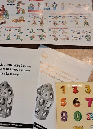 Magnetische bouwset 60 delig, marca: Playland, estado: Novo sem etiquetas, tamanho: 12-18 meses / 80 cm, €12.00, €13.30 inclui Proteção do Comprador