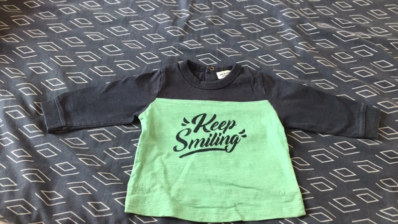 T-shirt manches longues 6 mois