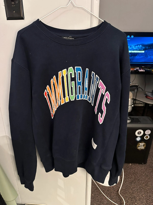 Men’s Kids of Immigrants Crewneck Rainbow Streetwear Sweater Size M 1