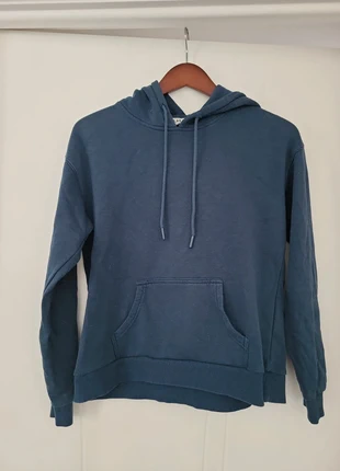 Sweat bleu La Halle Xs, marque: La Halle, état: Bon état, taille: XS / 34 / 6, 1,00 €, 1,75 € Protection acheteurs incluse