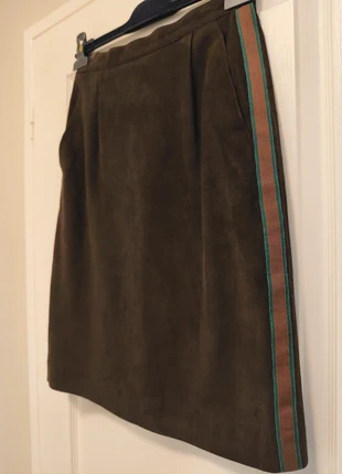 Jupe Chanel en agneau velours, brand: Chanel, condizioni: Ottime, taglia: S / IT 40 / EU 36, €390.00, €410.20 include la Protezione acquisti