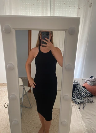 Vestido cuello halter negro, marque: Pull & Bear, état: Très bon état, taille: XS / 34 / 6, 5,00 €, 5,95 € Protection acheteurs incluse