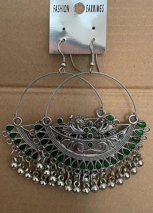Indian ethnic jhumke earrings with peacock decorations, marque: Indian, état: Très bon état, 5,00 €, 5,95 € Protection acheteurs incluse