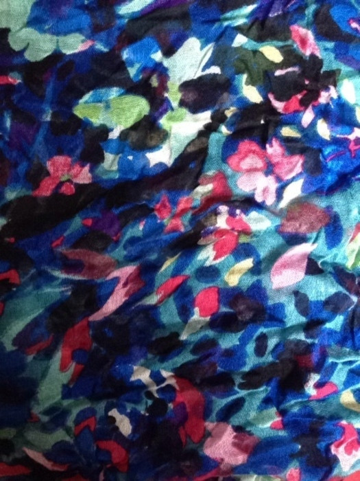 foulard multicolore.  2