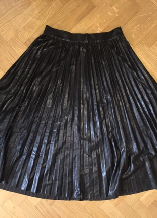 Falda larga plisada en polipiel, condition: New without tags, size: M / 38 / 10, €10.00, €11.20 includes Buyer Protection