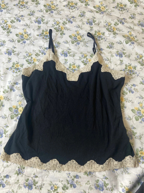 Black and cream lace cami top 4