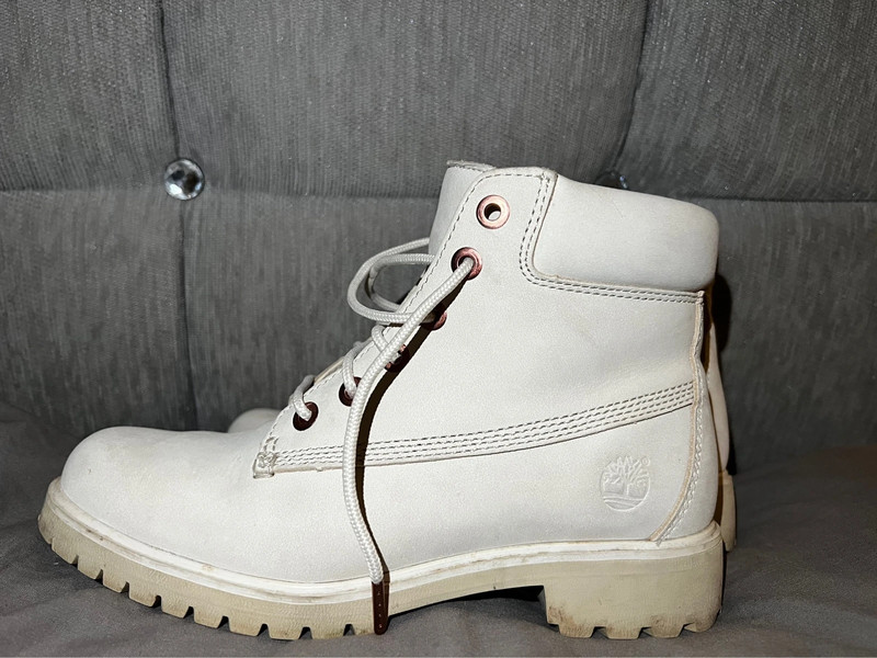 Cream timberland clearance boots