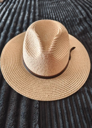 Chapéu S/57 com tira castanha, marque: H&M, état: Très bon état, taille: S, 2,00 €, 2,80 € Protection acheteurs incluse