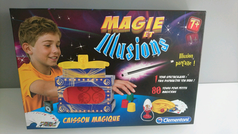 Le caisson magique Clementoni FR