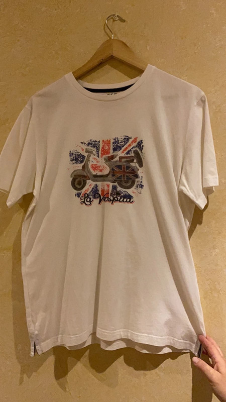 Camisetas la vespita sale