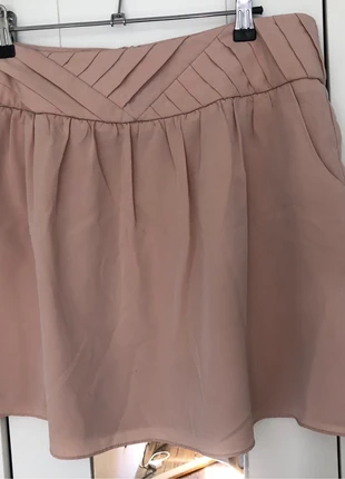 Jupe rose poudrée très chic, marque: Camaïeu, état: Très bon état, taille: M / 38 / 10, 4,00 €, 4,90 € Protection acheteurs incluse