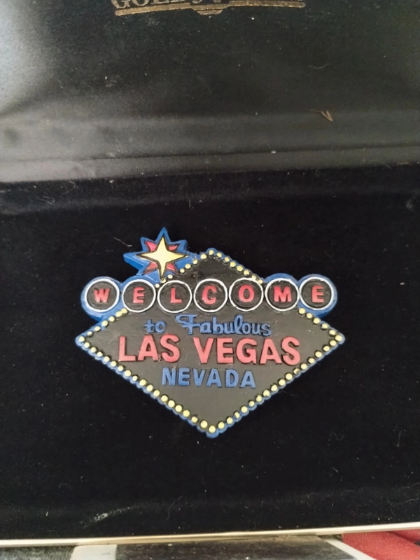 Welcome to fabulous Las Vegas Nevada vintage magnet