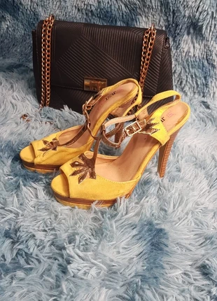 Just Fab Women Yellow & Gold Peeptoe Platform Heels – UK 6, brand: JustFab, condition: Good, size: 6, £5.99, £6.99 includes Buyer Protection