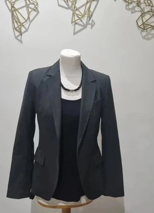 Blazer gris foncé, Zara, taille 38, marque: Zara, état: Très bon état, taille: M / 38 / 10, 15,00 €, 16,45 € Protection acheteurs incluse