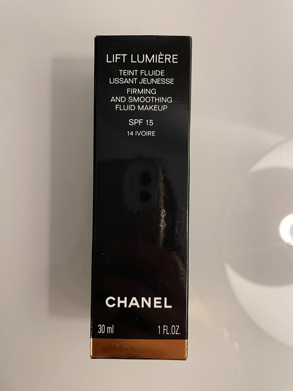 Éclat lumière Chanel stylo embellisseur de teint - Vinted