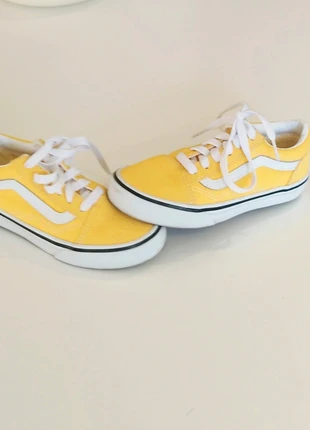 Paire de vans jaune clair -Taille 32, marque: Vans, état: Très bon état, taille: 32, 25,00 €, 26,95 € Protection acheteurs incluse