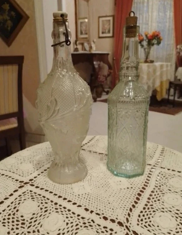 Bottiglie antiche Siciliani in vetro 3