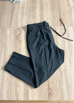 Pantalón azul marino XL Zara, brand: Zara, condizioni: Ottime, taglia: XL, €12.00, €13.30 include la Protezione acquisti