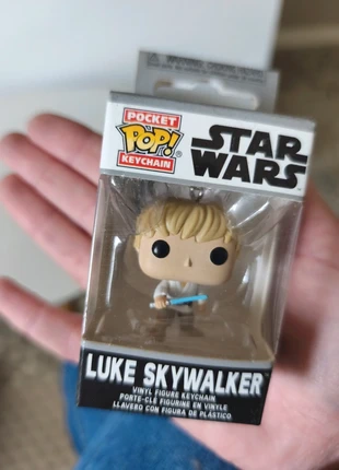 Porte clé - Funko pop Star wars Disney - Luke Skywalker officiel toys, marque: Disney, état: Neuf avec étiquette, taille: 12 ans / 152 cm, 10,00 €, 11,20 € Protection acheteurs incluse