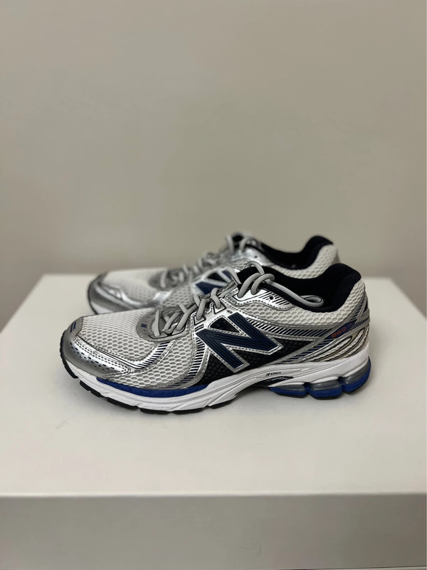 New Balance 860 white 44 Vinted