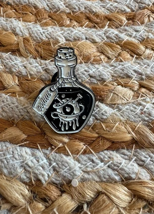 Pins gothique, état: Très bon état, 4,00 €, 4,90 € Protection acheteurs (Pro) incluse