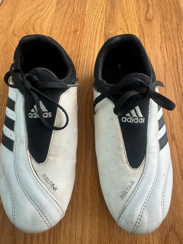 Adidas retro trainers white online