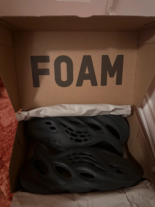 Yeezy Foam Runner Onyx 8