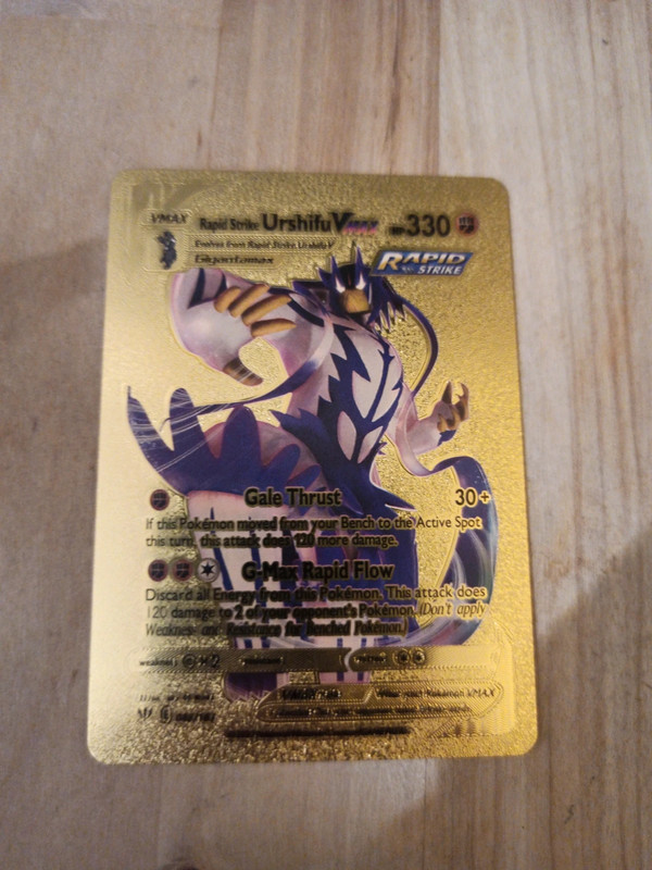 Carte pokemon gold urshifu Vmax